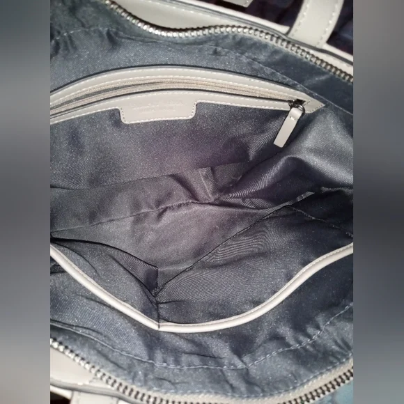 EUC SIMPLY VERA VERA WANG - Picture 14 of 15